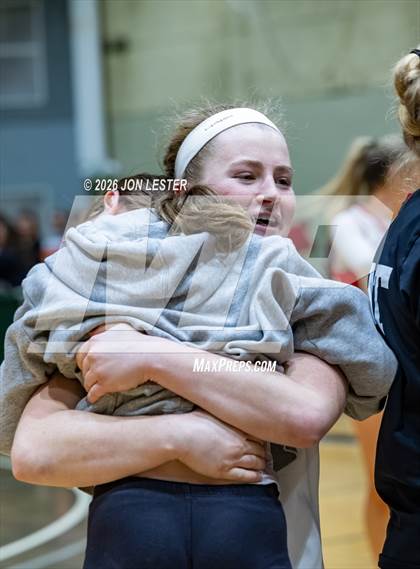 Thumbnail 1 in Notre Dame vs. Tappan Zee (NYSPHSAA Class A Final) photogallery.