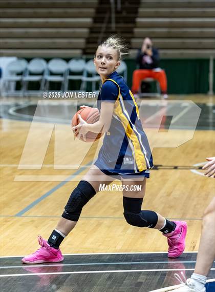 Thumbnail 1 in Notre Dame vs. Tappan Zee (NYSPHSAA Class A Final) photogallery.