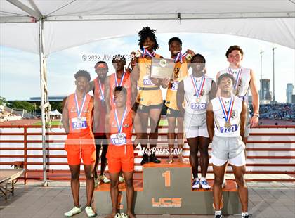 Thumbnail 1 in UIL 5A State Championship photogallery.
