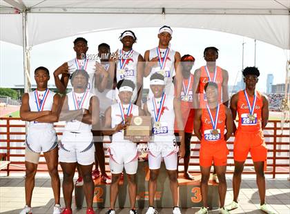 Thumbnail 3 in UIL 5A State Championship photogallery.