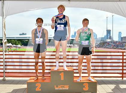 Thumbnail 3 in UIL 5A State Championship photogallery.
