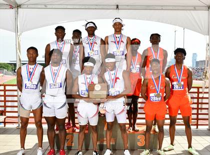 Thumbnail 1 in UIL 5A State Championship photogallery.