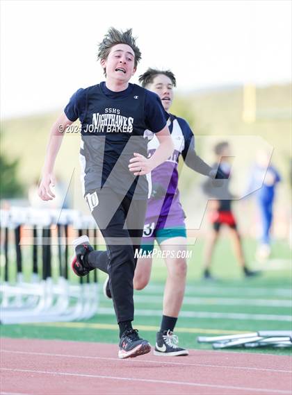 Thumbnail 2 in Fernley Invitational (800M) photogallery.