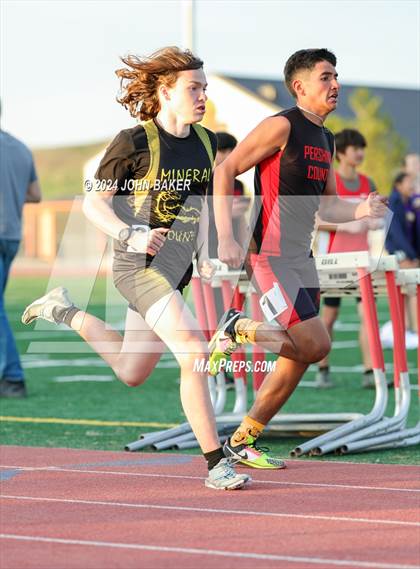 Thumbnail 1 in Fernley Invitational (800M) photogallery.