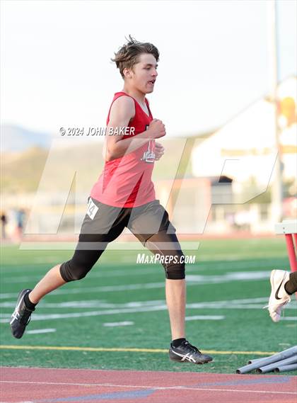 Thumbnail 1 in Fernley Invitational (800M) photogallery.