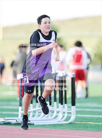 Thumbnail 1 in Fernley Invitational (800M) photogallery.