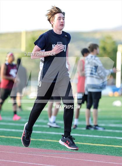 Thumbnail 1 in Fernley Invitational (800M) photogallery.