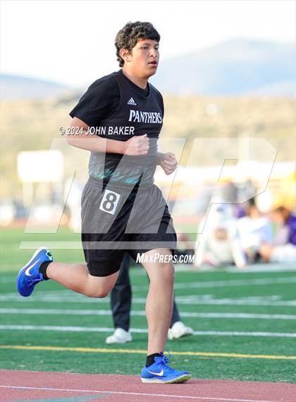 Thumbnail 3 in Fernley Invitational (800M) photogallery.