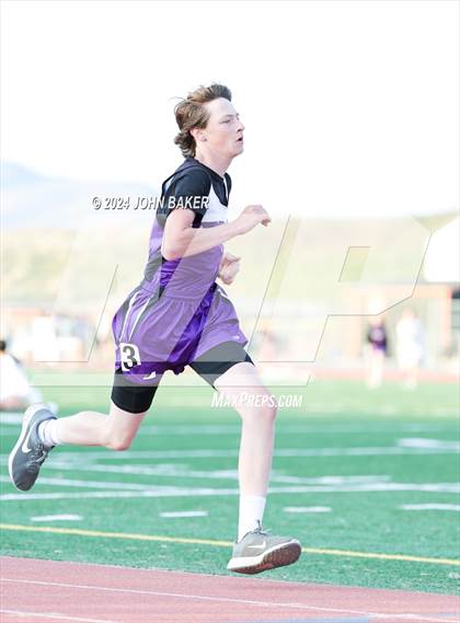 Thumbnail 2 in Fernley Invitational (800M) photogallery.