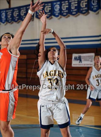 Thumbnail 2 in El Segundo vs. St. Joseph photogallery.