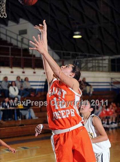 Thumbnail 3 in El Segundo vs. St. Joseph photogallery.