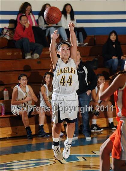 Thumbnail 3 in El Segundo vs. St. Joseph photogallery.