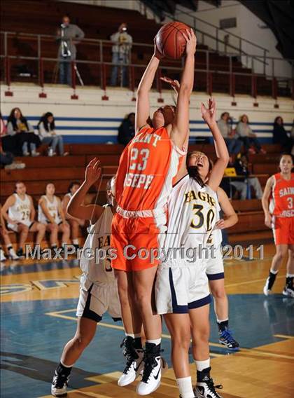 Thumbnail 2 in El Segundo vs. St. Joseph photogallery.
