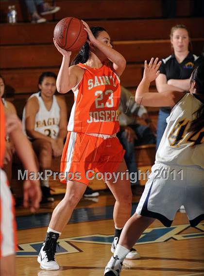 Thumbnail 1 in El Segundo vs. St. Joseph photogallery.