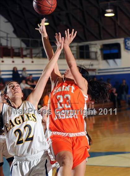 Thumbnail 1 in El Segundo vs. St. Joseph photogallery.