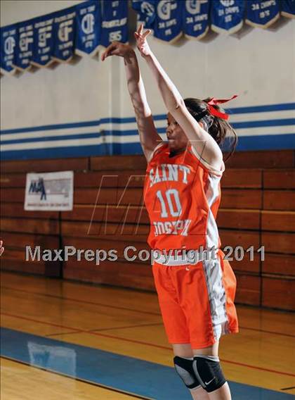 Thumbnail 1 in El Segundo vs. St. Joseph photogallery.