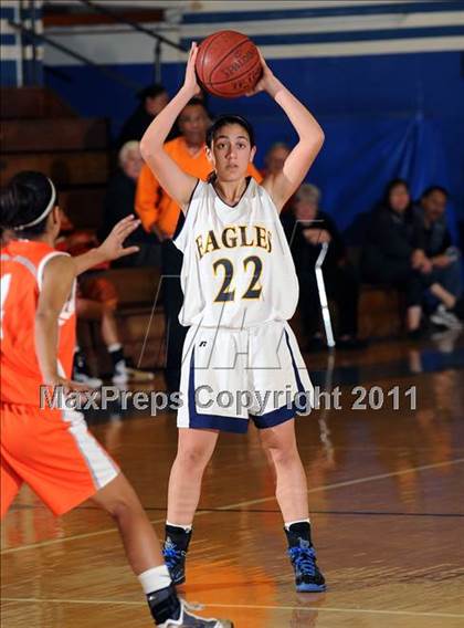 Thumbnail 2 in El Segundo vs. St. Joseph photogallery.