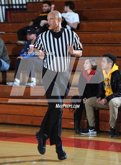 Thumbnail 1 in Eagle Rock @ Maranatha (Rose City Roundball Classic) photogallery.
