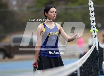 Thumbnail 2 in Olive Branch vs Southaven photogallery.