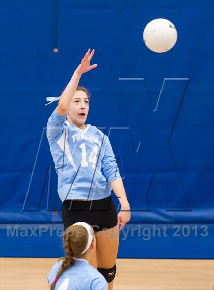 Thumbnail 2 in Yorktown @ Fairfax photogallery.