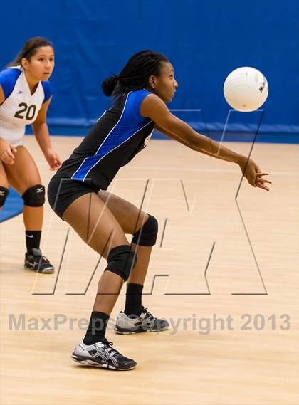 Thumbnail 2 in Yorktown @ Fairfax photogallery.
