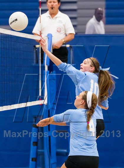 Thumbnail 2 in Yorktown @ Fairfax photogallery.