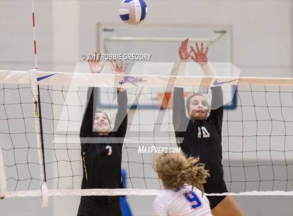 Thumbnail 2 in Gaffney @ Byrnes photogallery.