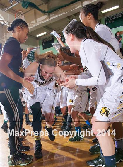 Thumbnail 3 in Nazareth vs St. Anthony's (NYSCHSAA Class AA Final) photogallery.