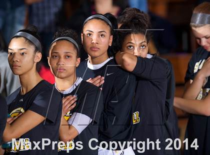 Thumbnail 2 in Nazareth vs St. Anthony's (NYSCHSAA Class AA Final) photogallery.