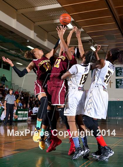 Thumbnail 2 in Nazareth vs St. Anthony's (NYSCHSAA Class AA Final) photogallery.