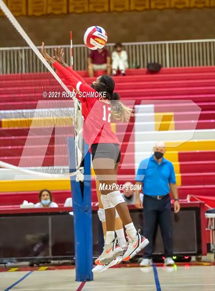 Thumbnail 3 in Poite Loma vs Cathedral Catholic  photogallery.