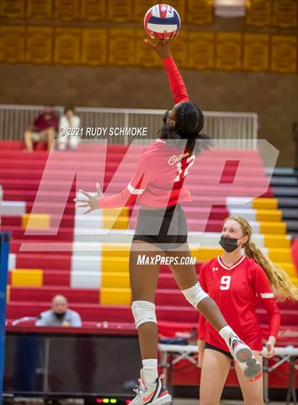 Thumbnail 1 in Poite Loma vs Cathedral Catholic  photogallery.