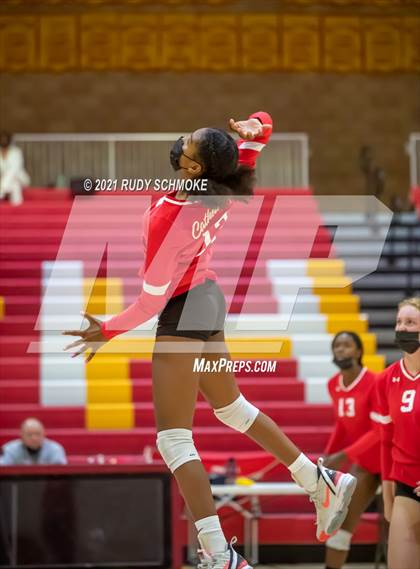 Thumbnail 1 in Poite Loma vs Cathedral Catholic  photogallery.