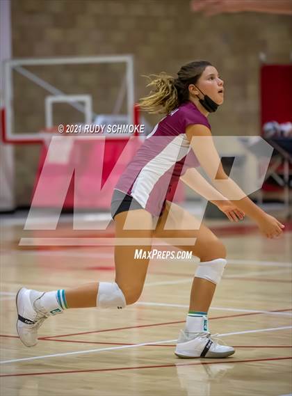 Thumbnail 1 in Poite Loma vs Cathedral Catholic  photogallery.