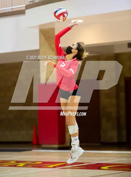 Thumbnail 3 in Poite Loma vs Cathedral Catholic  photogallery.
