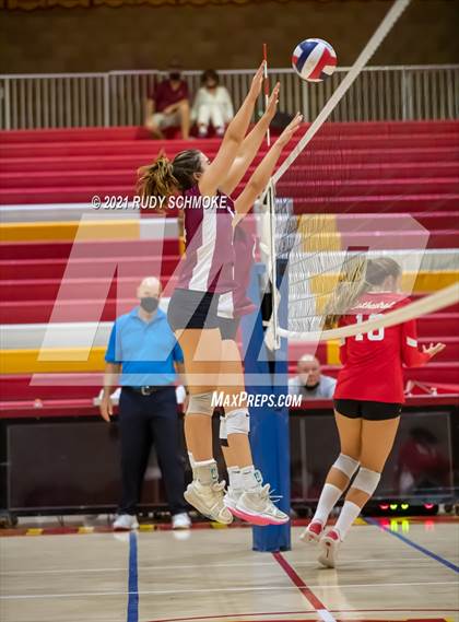 Thumbnail 1 in Poite Loma vs Cathedral Catholic  photogallery.