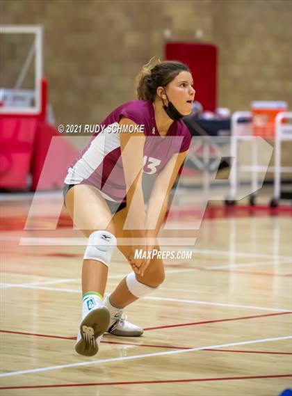 Thumbnail 3 in Poite Loma vs Cathedral Catholic  photogallery.