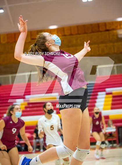 Thumbnail 1 in Poite Loma vs Cathedral Catholic  photogallery.