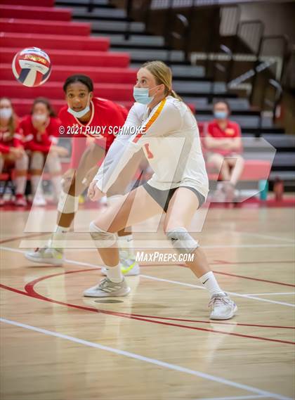 Thumbnail 1 in Poite Loma vs Cathedral Catholic  photogallery.
