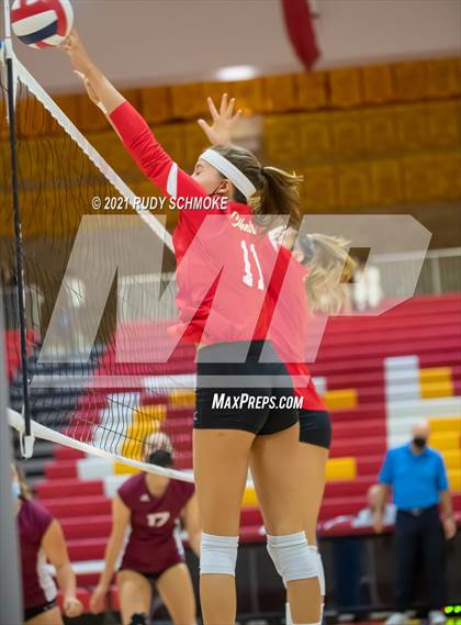 Thumbnail 1 in Poite Loma vs Cathedral Catholic  photogallery.