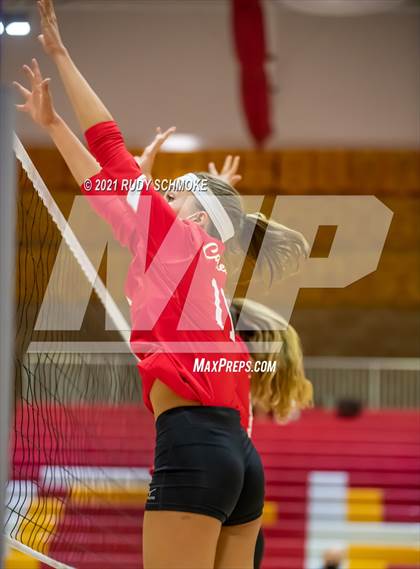 Thumbnail 3 in Poite Loma vs Cathedral Catholic  photogallery.