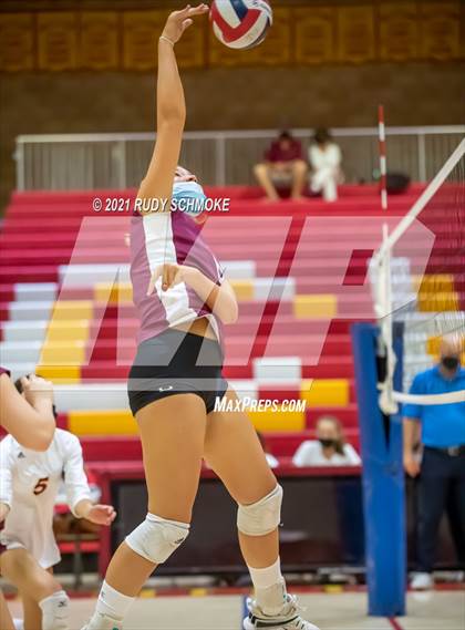 Thumbnail 3 in Poite Loma vs Cathedral Catholic  photogallery.