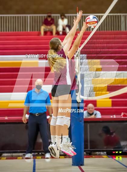 Thumbnail 3 in Poite Loma vs Cathedral Catholic  photogallery.