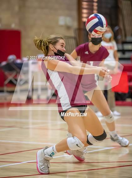 Thumbnail 2 in Poite Loma vs Cathedral Catholic  photogallery.