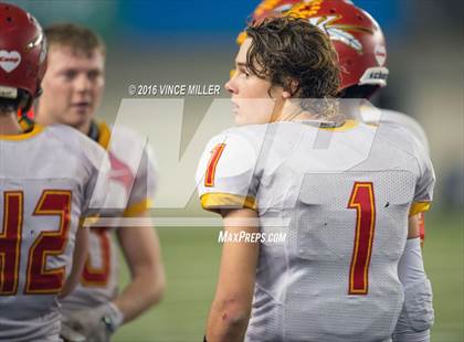 Thumbnail 2 in Kamiakin vs. O'Dea (WIAA 3A Final)  photogallery.