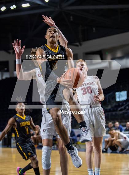 Thumbnail 1 in Lincoln vs. Eastlake (King Showcase) photogallery.