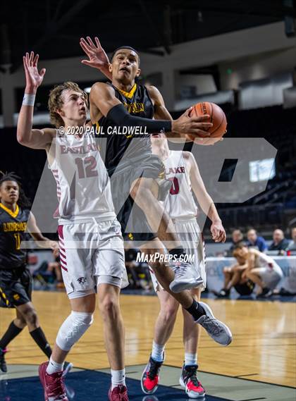 Thumbnail 3 in Lincoln vs. Eastlake (King Showcase) photogallery.
