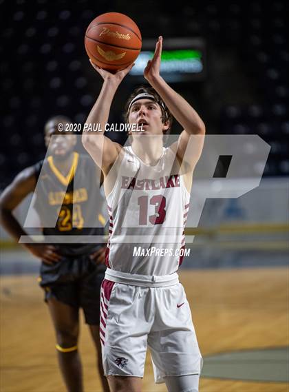 Thumbnail 2 in Lincoln vs. Eastlake (King Showcase) photogallery.
