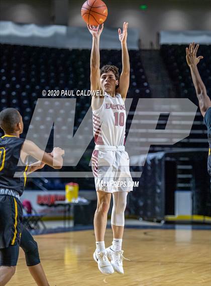 Thumbnail 1 in Lincoln vs. Eastlake (King Showcase) photogallery.
