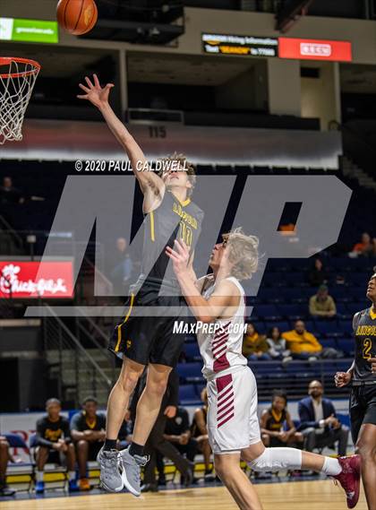 Thumbnail 3 in Lincoln vs. Eastlake (King Showcase) photogallery.